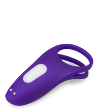Load image into Gallery viewer, Bucci vibrating double cock ring with clitoral stimulator