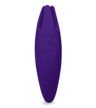 Load image into Gallery viewer, Chiara vibrating clitoris massager