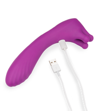 Load image into Gallery viewer, Craze clit stimulator and vibrator
