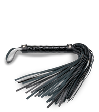 Load image into Gallery viewer, Docility small BDSM flogger