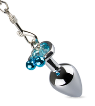 Load image into Gallery viewer, Heart-shaped rosebud anal jewel with bells