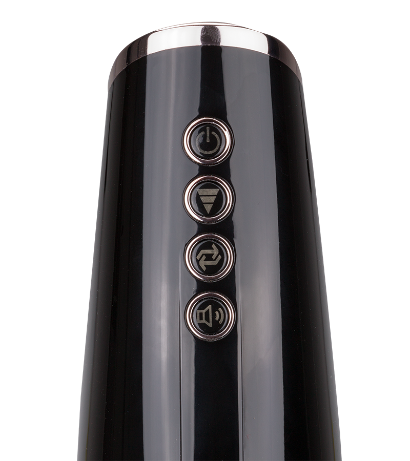 Leader thrusting masturbator