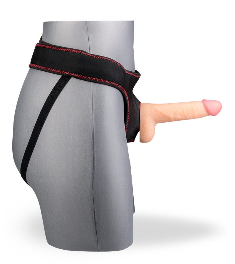 Realistic strap on dildo 7.00 inches