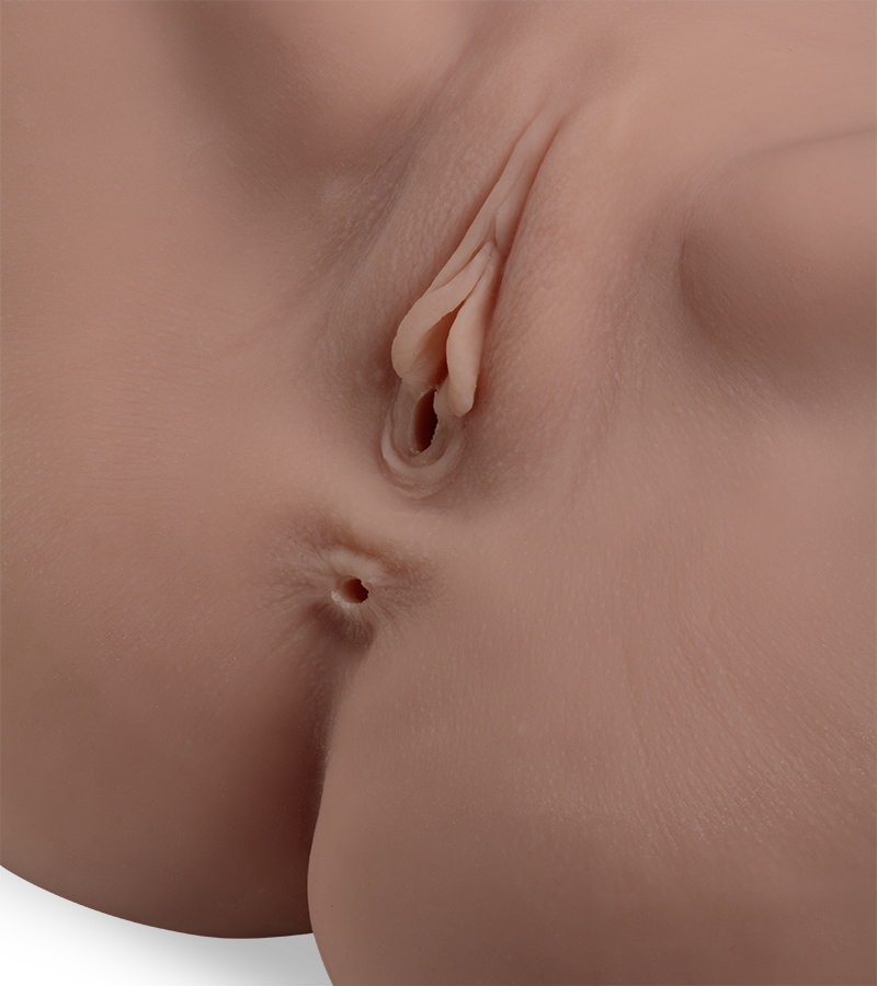 Ruby large realistic ass 34 lb