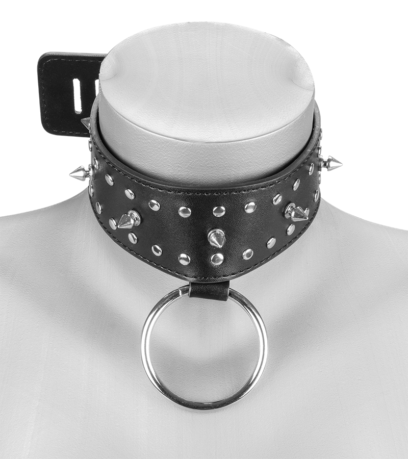 Spiked BDSM collar with lock