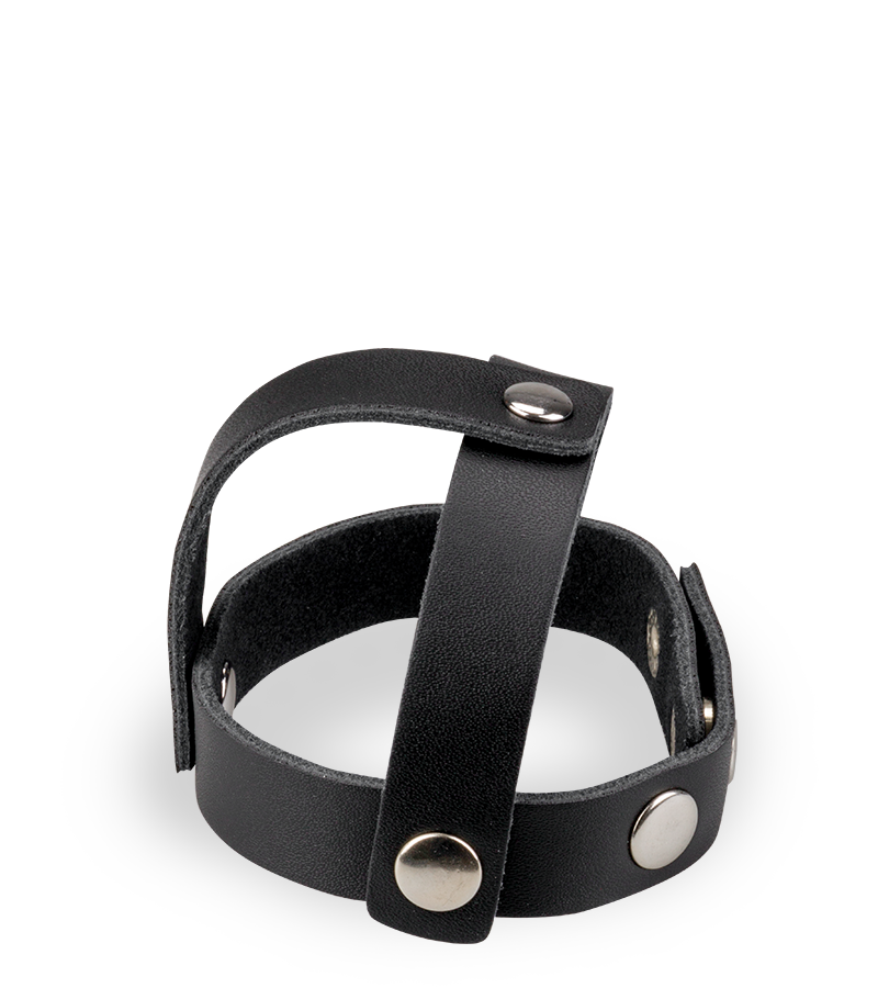 Strappy leather cock ring