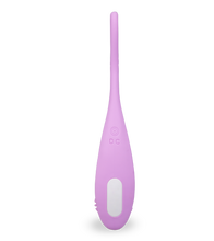 Load image into Gallery viewer, Textured clitoris-stimulating vibrating love egg