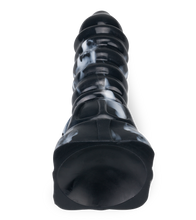 Load image into Gallery viewer, Vildem suction cup alien dildo